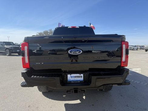 Used 2024 Ford F250 Lariat w/ Lariat Ultimate Package image 4