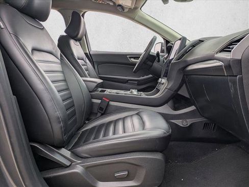 Used 2022 Ford Edge SEL w/ Convenience Package image 17