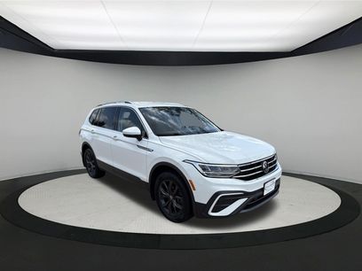 Used 2024 Volkswagen Tiguan SE