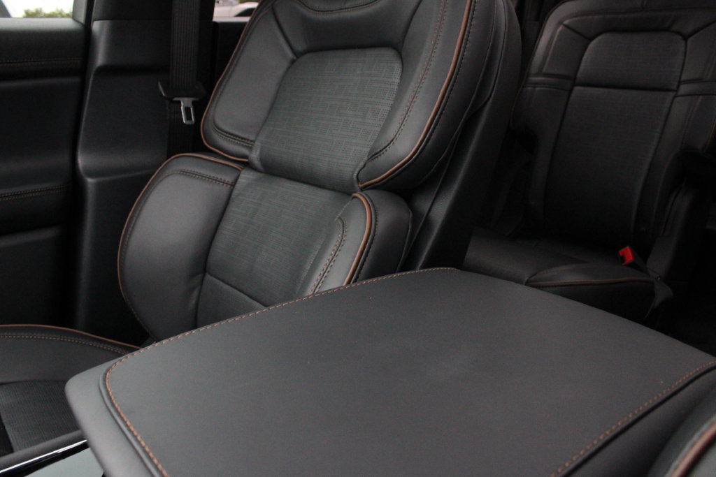 New 2027 Lincoln Aviator Black Label w/ Dynamic Handling Package AWD/4WD image 17