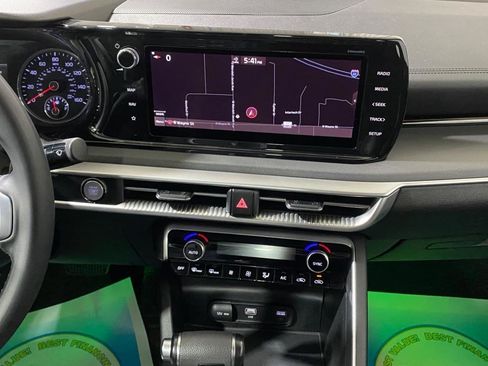 Used 2022 Kia K5 GT-Line w/ GT-Line FWD Premium Package image 8