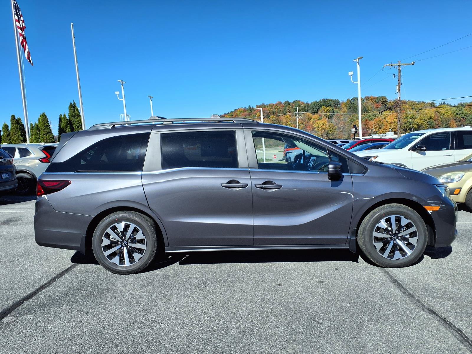New 2027 Honda Odyssey EX-L image 2