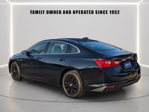 Used 2024 Chevrolet Malibu LT FWD image 3