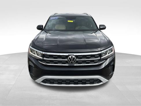 Used 2022 Volkswagen Atlas Cross Sport SE image 3