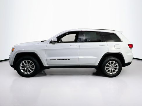 Used 2022 Jeep Grand Cherokee Laredo E AWD/4WD image 8