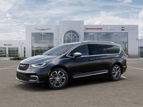 New 2026 Chrysler Pacifica Pinnacle AWD/4WD image 2