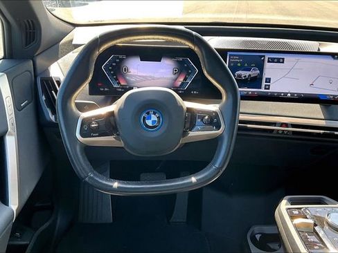 Used 2025 BMW iX xDrive50 image 5