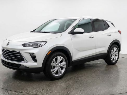 Used 2025 Buick Encore GX Preferred image 3