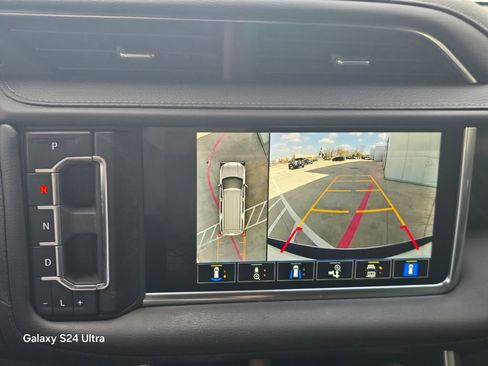 Used 2022 GMC Yukon Denali image 29