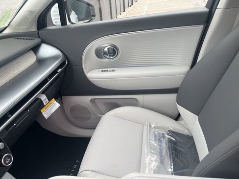 New 2026 Hyundai Ioniq 9 SEL image 19