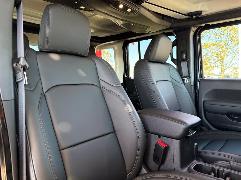 New 2027 Jeep Wrangler Unlimited Rubicon 392 AWD/4WD image 25