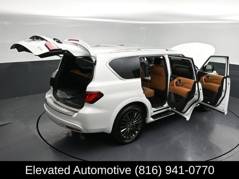 Used 2023 INFINITI QX80 Sensory w/ All-Season Package AWD/4WD image 37