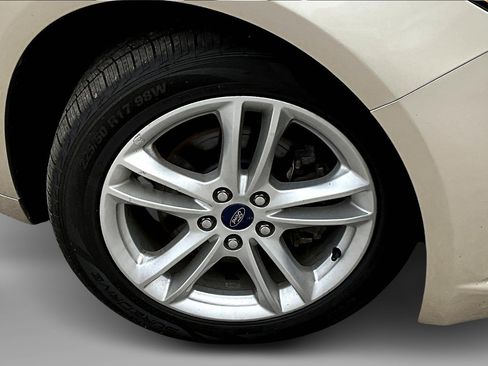 Used 2018 Ford Fusion S image 9