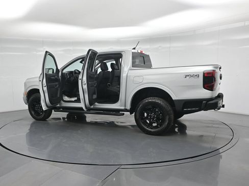 New 2026 Ford Ranger Lariat w/ FX4 Off-Road Package AWD/4WD image 31