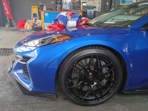 Used 2023 Chevrolet Corvette Z06 w/ Stealth Interior Trim Package image 7