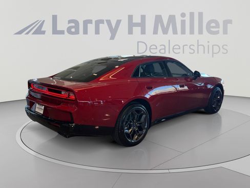 New 2026 Dodge Charger R/T AWD/4WD image 5