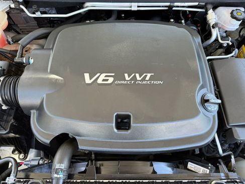 Used 2022 Chevrolet Colorado W/T w/ WT Convenience Package image 30