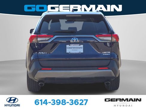 Used 2021 Toyota RAV4 Limited AWD/4WD image 9