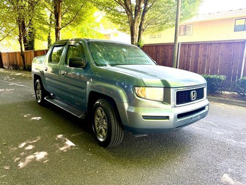 Used 2008 Honda Ridgeline RTX image 2