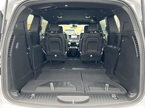 New 2026 Chrysler Voyager LX image 27