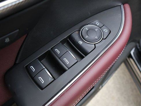 New 2025 Buick Envision Sport Touring image 17