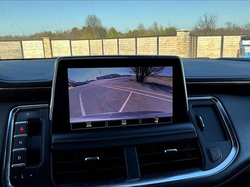 Used 2021 Chevrolet Suburban Z71 w/ Max Trailering Package image 16