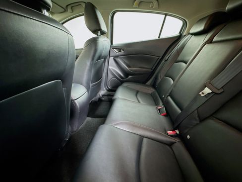 Used 2016 MAZDA MAZDA3 i Grand Touring image 24