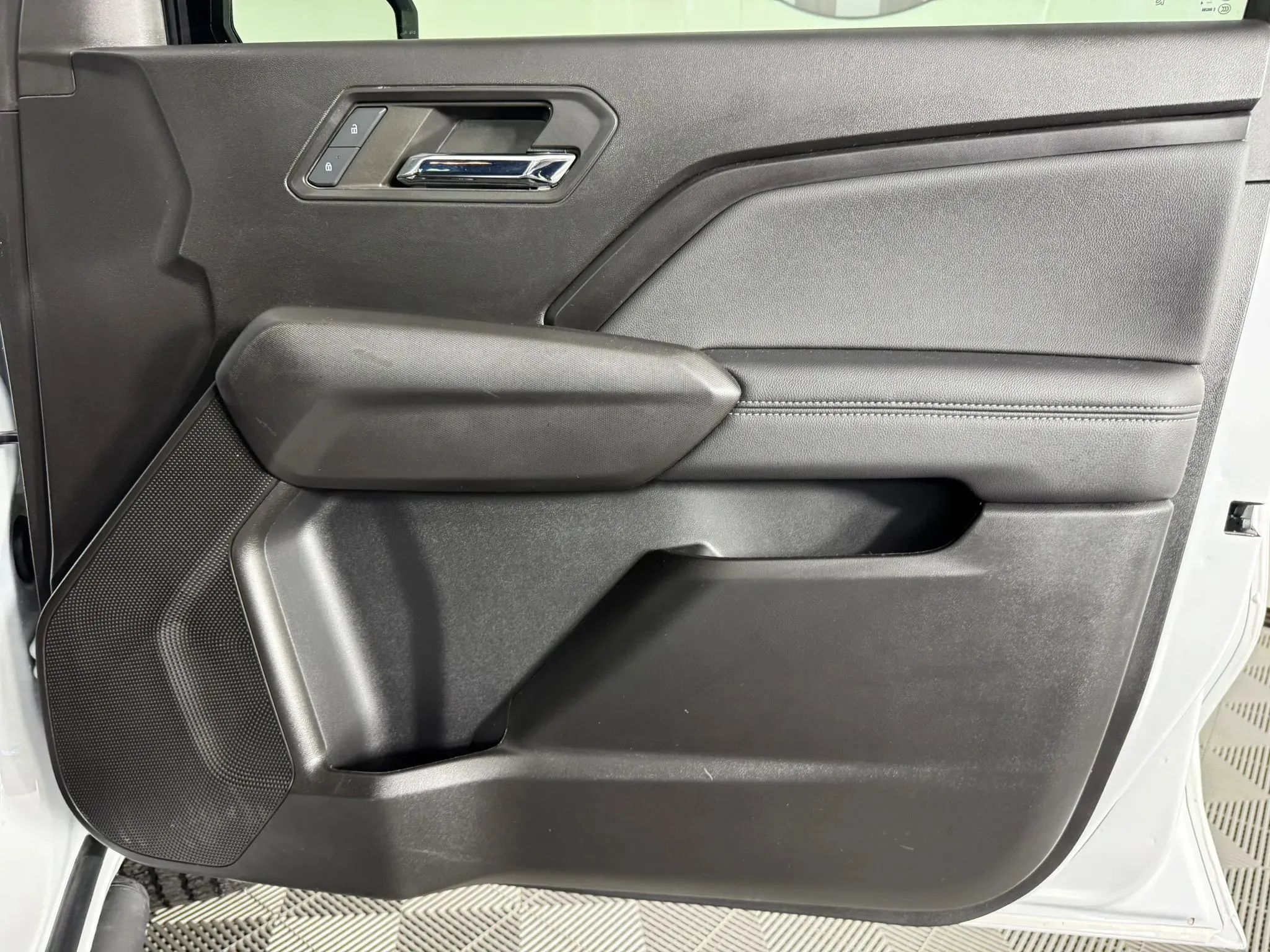 Used 2024 GMC Canyon Elevation w/ Convenience Package AWD/4WD image 35