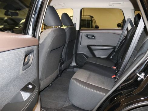 Used 2021 Nissan Rogue S FWD image 14