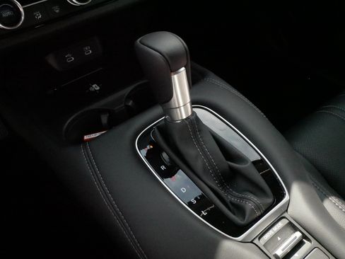 Certified 2026 Honda HR-V EX-L image 24