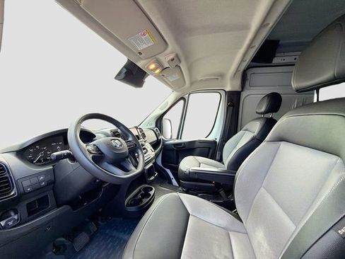 Used 2025 RAM ProMaster 3500 w/ Convenience Group FWD image 19