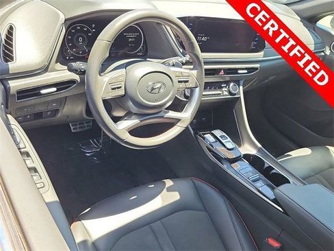 Used 2023 Hyundai Sonata SEL Plus image 2