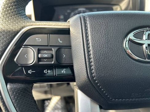 Used 2023 Toyota Tundra Platinum image 17