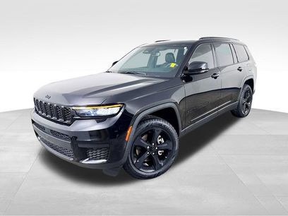 Used 2023 Jeep Grand Cherokee L Laredo