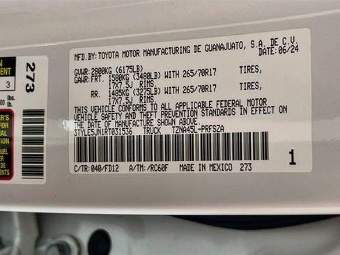 Used 2024 Toyota Tacoma TRD Off-Road image 30