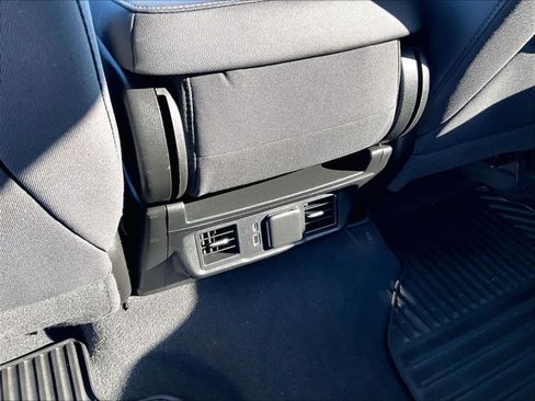 Used 2022 Chevrolet Silverado 1500 LT image 28