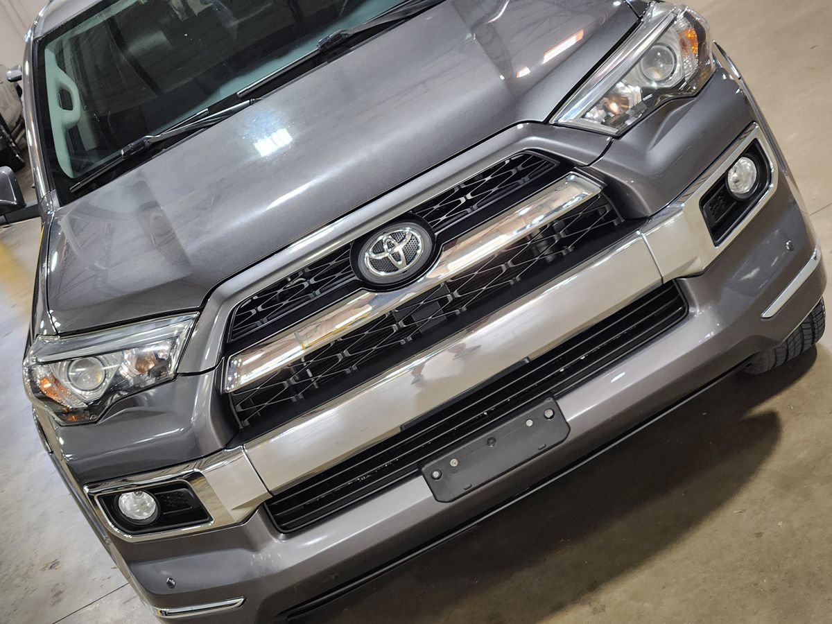Used 2015 Toyota 4Runner Limited RWD image 19