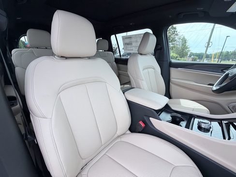 New 2026 Jeep Grand Cherokee L Limited RWD image 25