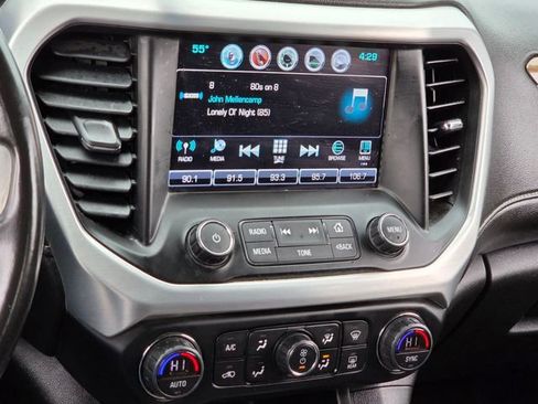 Used 2018 GMC Acadia SLE FWD image 22