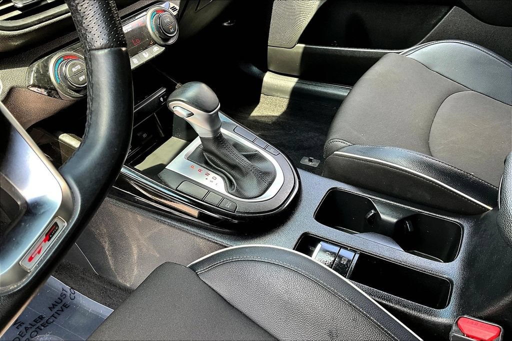 Used 2023 Kia Forte GT-Line w/ GT-Line Premium Package FWD image 17