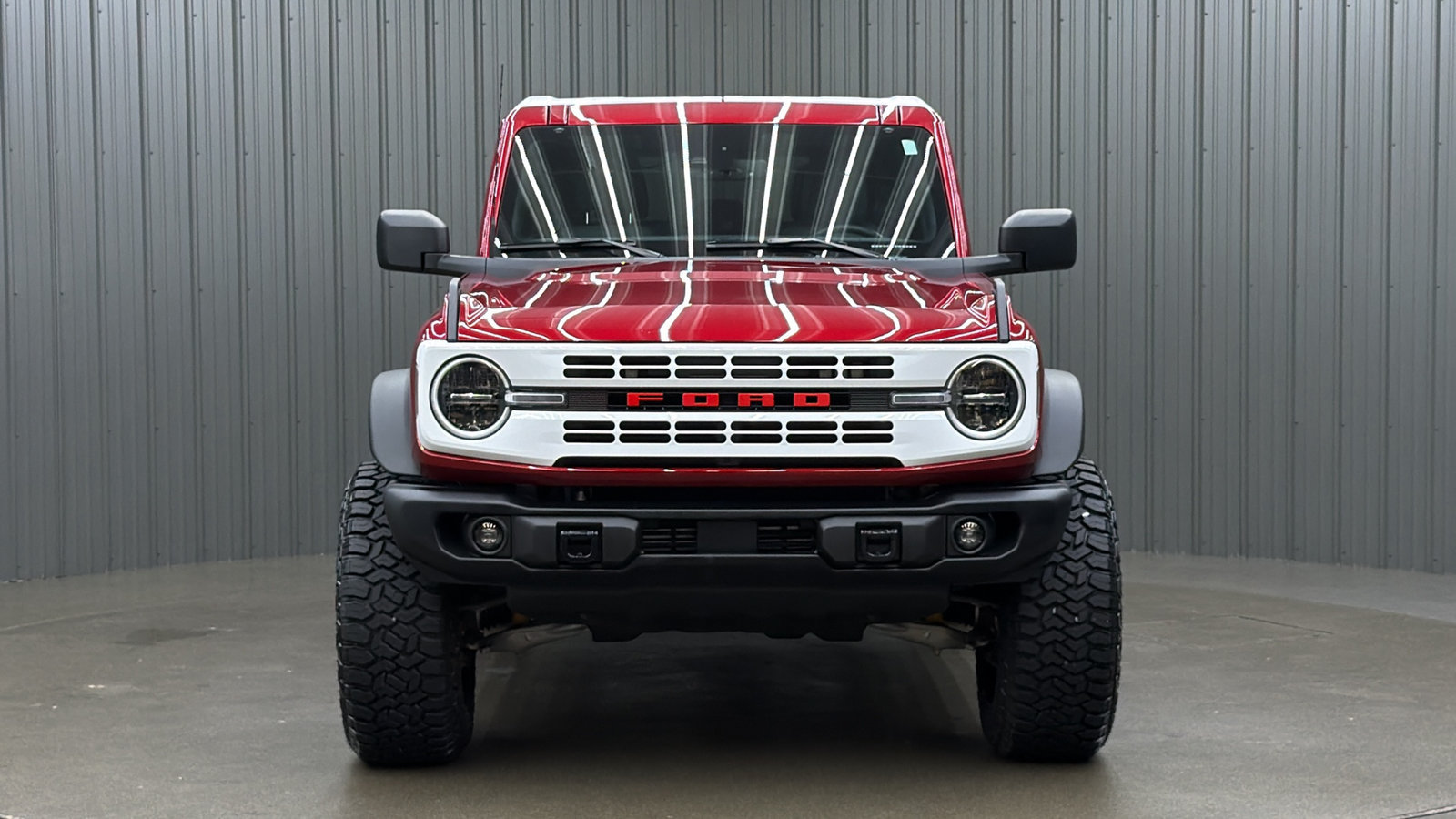 Used 2025 Ford Bronco Heritage Edition AWD/4WD image 8