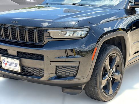 Used 2024 Jeep Grand Cherokee L Altitude AWD/4WD image 11