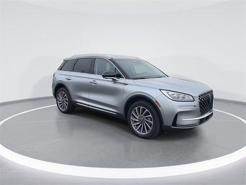 Used 2023 Lincoln Corsair Reserve w/ Equipment Group 201A image 2