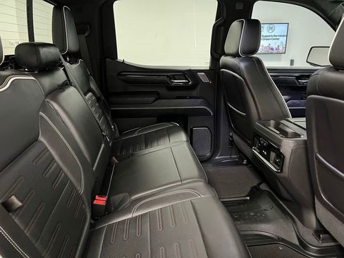 Used 2022 GMC Sierra 1500 AT4X image 63