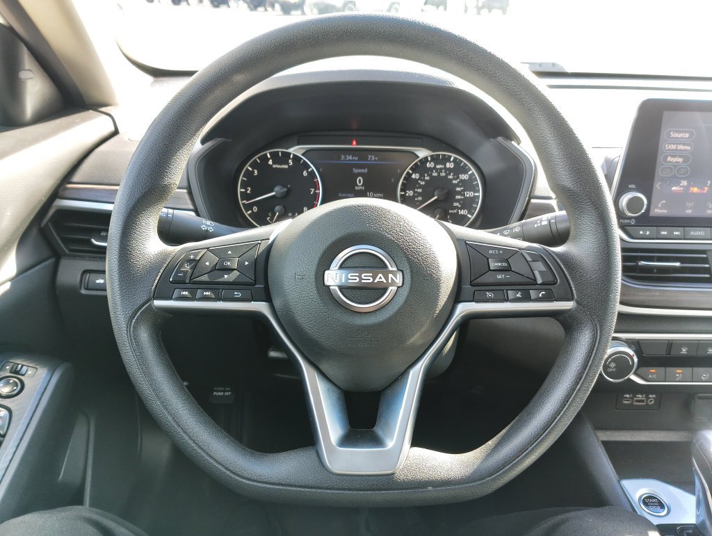 Used 2025 Nissan Altima 2.5 SV FWD image 20