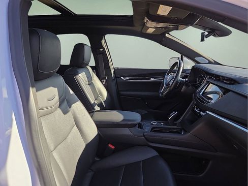 Used 2024 Cadillac XT5 Premium Luxury image 15