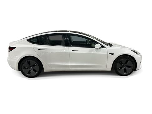 Certified 2023 Tesla Model 3 Standard Range RWD image 7