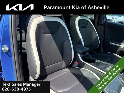 New 2026 Kia K4 GT-Line w/ GT-Line Sunroof Package FWD image 22