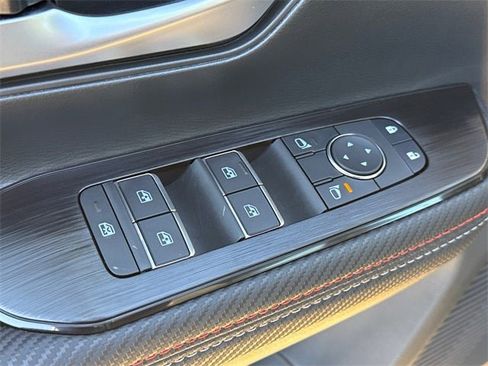 New 2026 Nissan Kicks SR w/ Cold Weather Package image 20