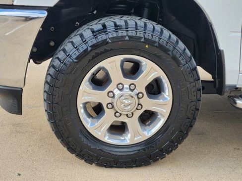 Used 2024 RAM 3500 Big Horn image 19
